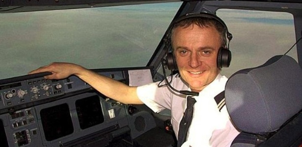 Richard Westgate, que morreu em 2012, afirmou ter sido envenenado pelos gases tóxicos da cabine - Reprodução/The Telegraph - Reprodução/The Telegraph