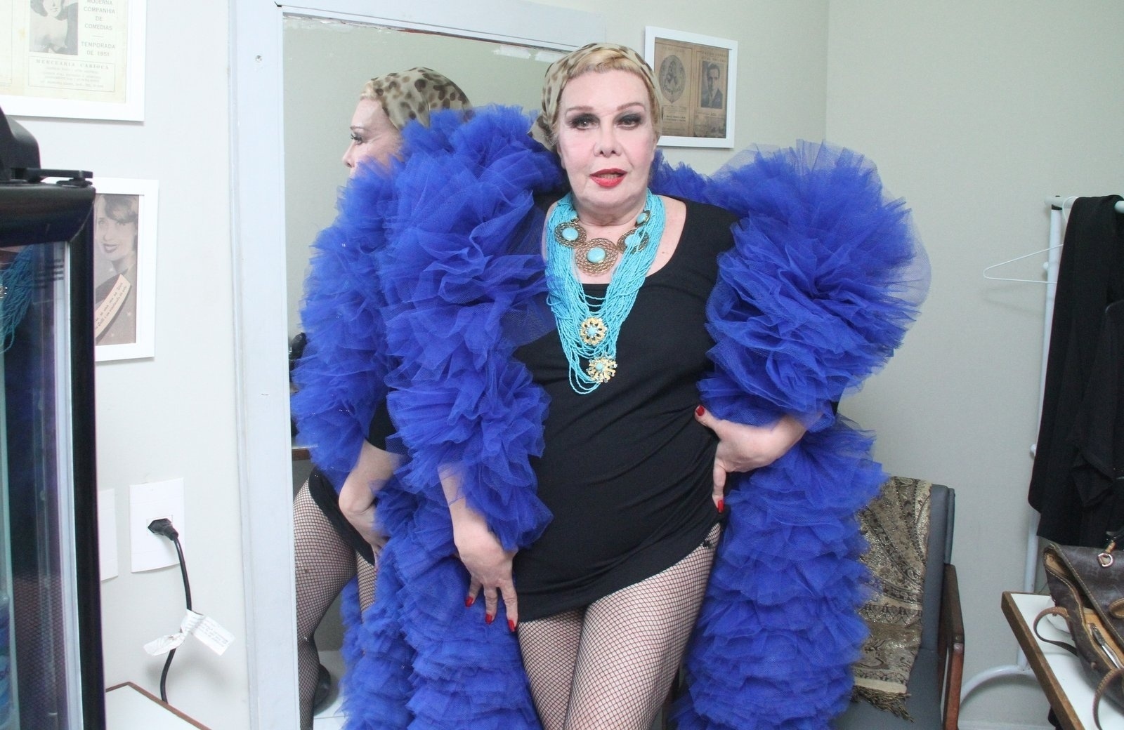 6.set.2016 - Rogéria posa nos bastidores de "Rival Rebolado", no Rio - Thyago Andrade/Brazil News