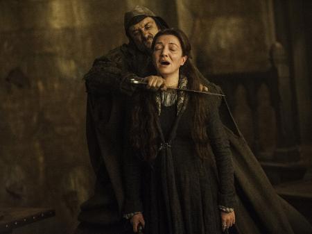 Catelyn Stark é morta no Casamento Vermelho de "Game of Thrones" - Divulgação/HBO