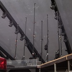 Detalhe da montagem do palco de Roger Waters, montado para ensaio técnico no Credicard Hall, zona sul de São Paulo - Simon Plestenjak/UOL