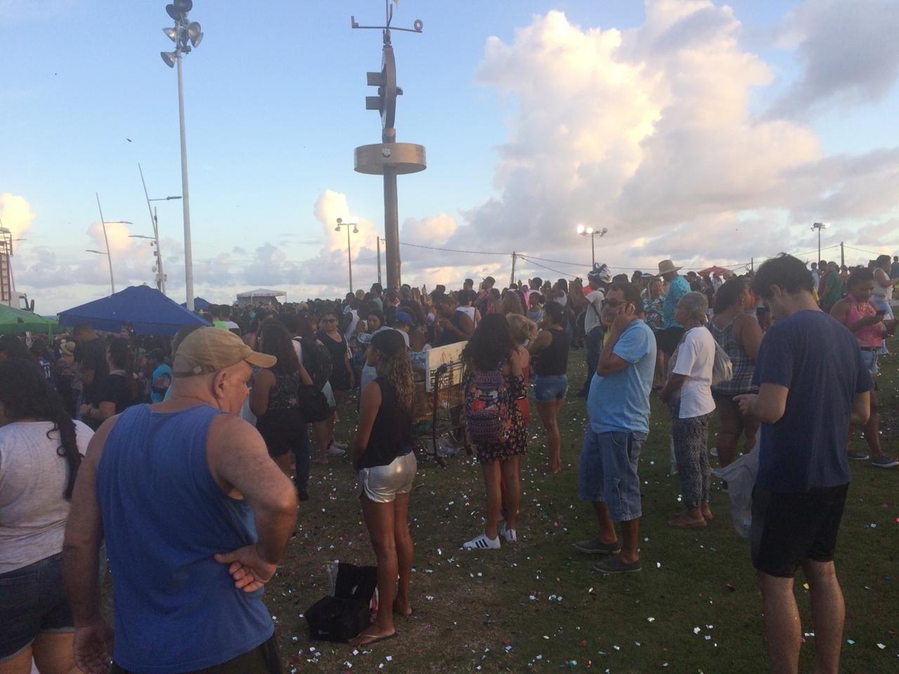 Gravação do último capítulo da novela "Segundo Sol" aconteceu nesta terça (6) no Farol da Barra, em Salvador - Alexandre/UOL
