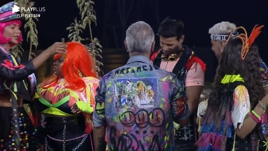 A Fazenda 2020: Peoes em festa neon - Reprodução/Playplus