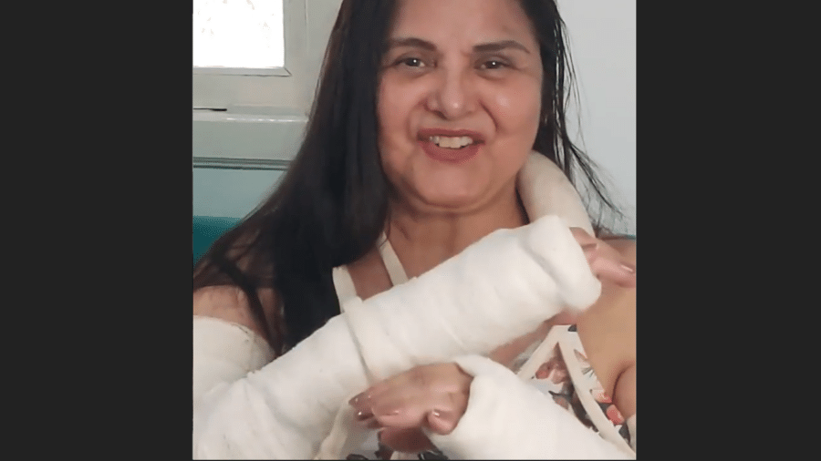 Elizângela quebrou os dois braços ao cair na própria casa - Reprodução