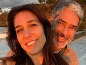 Natasha Dantas vai aos EUA matar a saudade do maridão Willian Bonner 