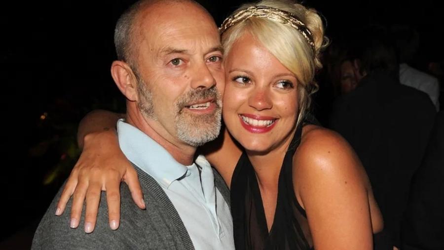 Lily Allen e o pai, o ator Keith Allen 