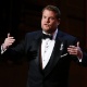 James Corden fez um discurso emocionado para a platéia da premiação em Nova York - Reuters