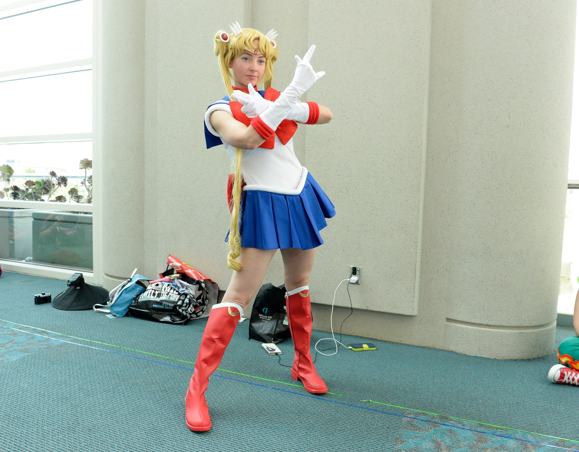 24.jul.2016 - Heróis dos quadrinhos estão presentes na Comic-Con de San Diego e tem também espaço para animes antigos, como essa cosplayer vestida de Sailor Moon - Getty Images