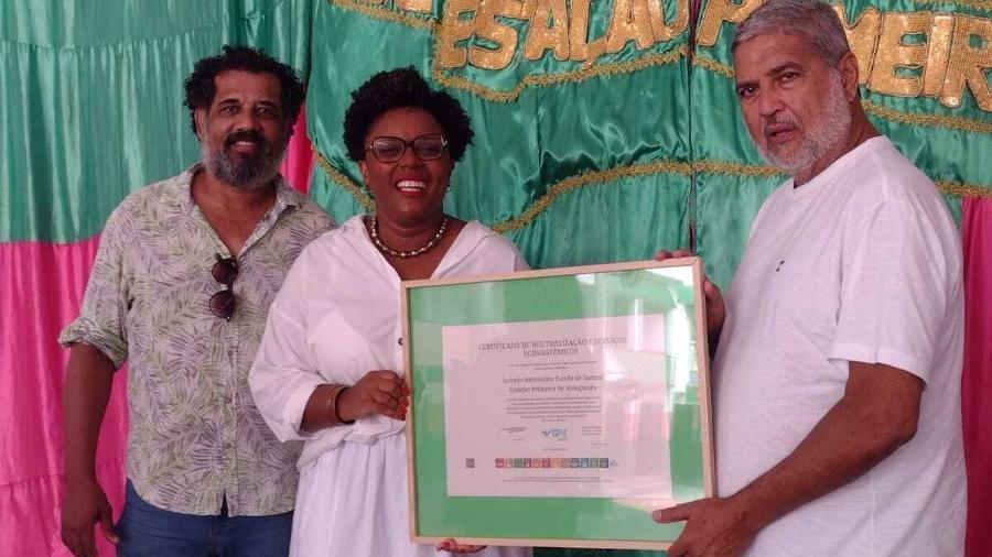 Carnaval 2024: Mangueira recebe certificado 'Carbono Zero' após compensar toneladas de carbono 