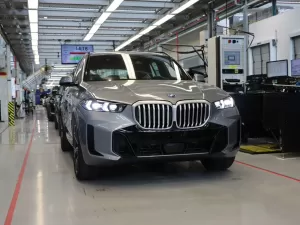 BMW inicia produção de 1º carro híbrido plug-in fabricado na América do Sul