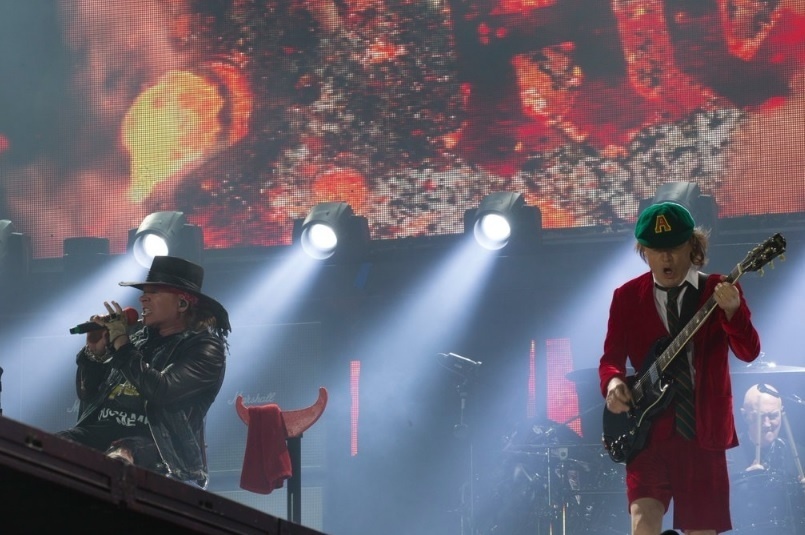 AC/DC se apresenta pela primeira vez com Axl Rose em show na cidade de Lisboa, Portugal - Reprodução/Twitter/ACDC