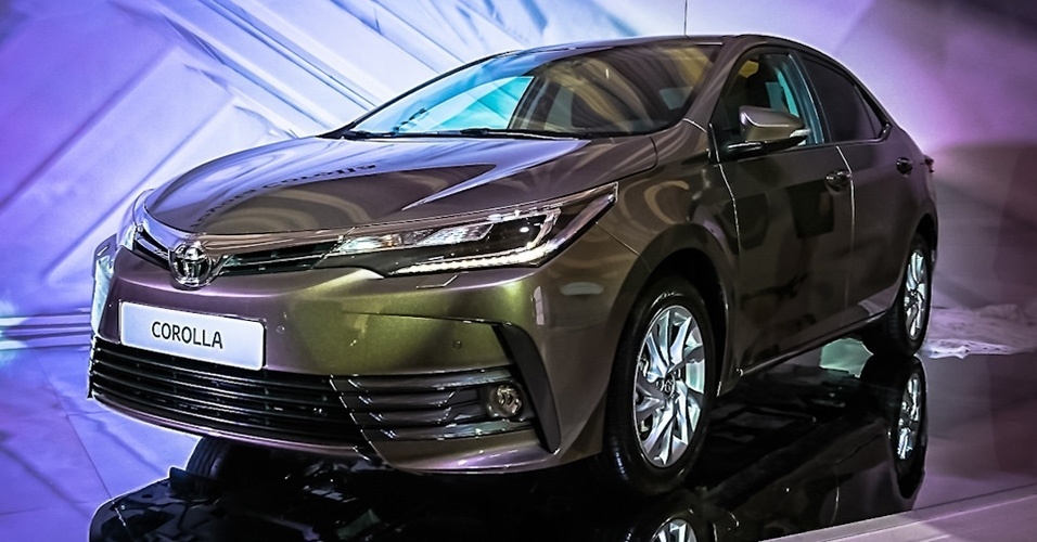Toyota Corolla russo reestilizado - Artemachkasov.com