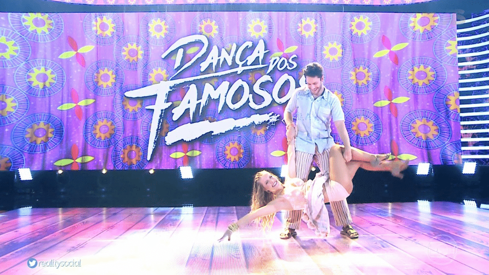 11.set.2016 - Caracterizados e acompanhados por bailarinas profissionais, os homens dançaram neste fim de semana o ritmo do forró - Reprodução/TV Globo