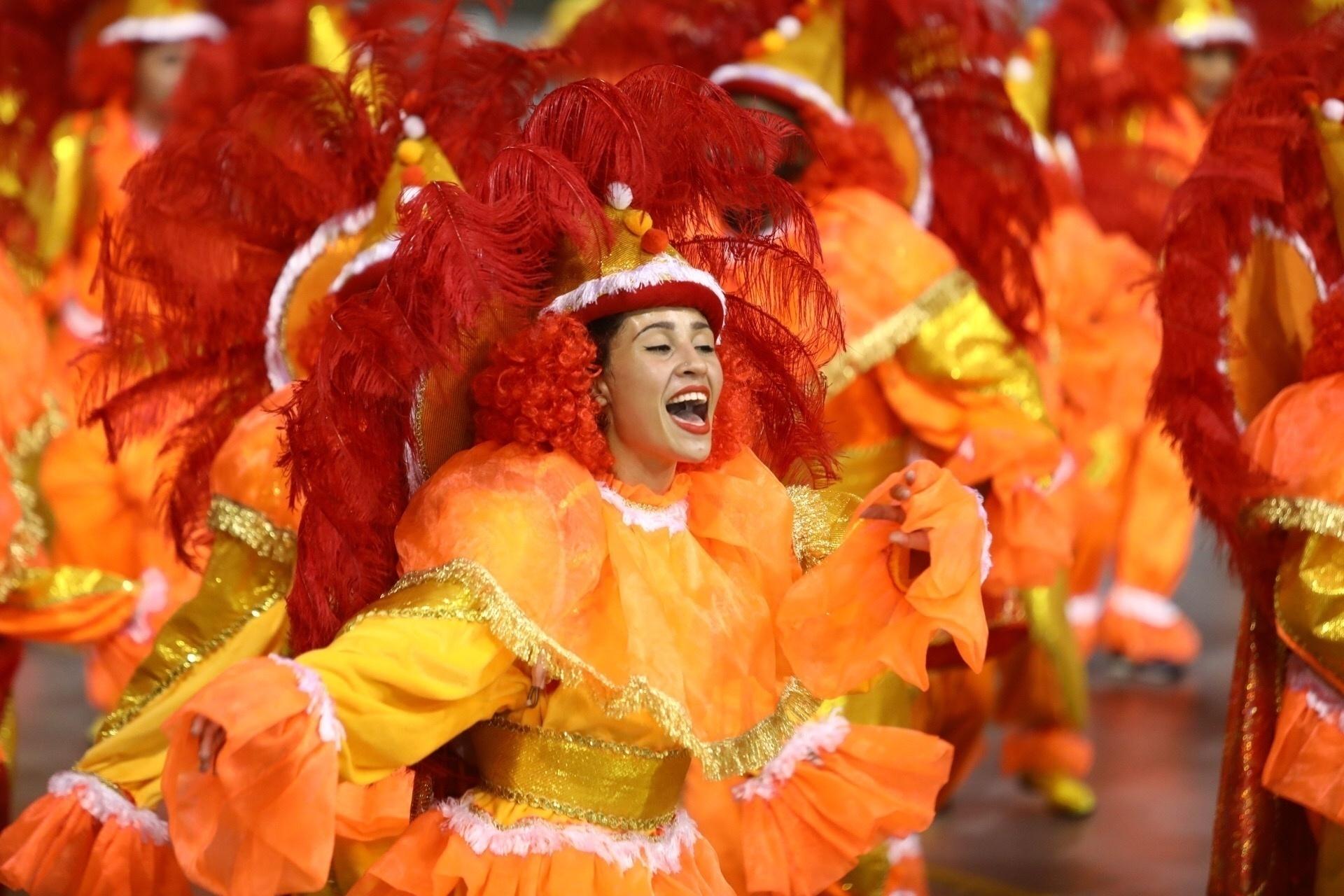 03.mar.2017 - Independente Tricolor no desfile das campeãs do Carnaval 2017, no Anhembi - Simon Plestenjak/UOL