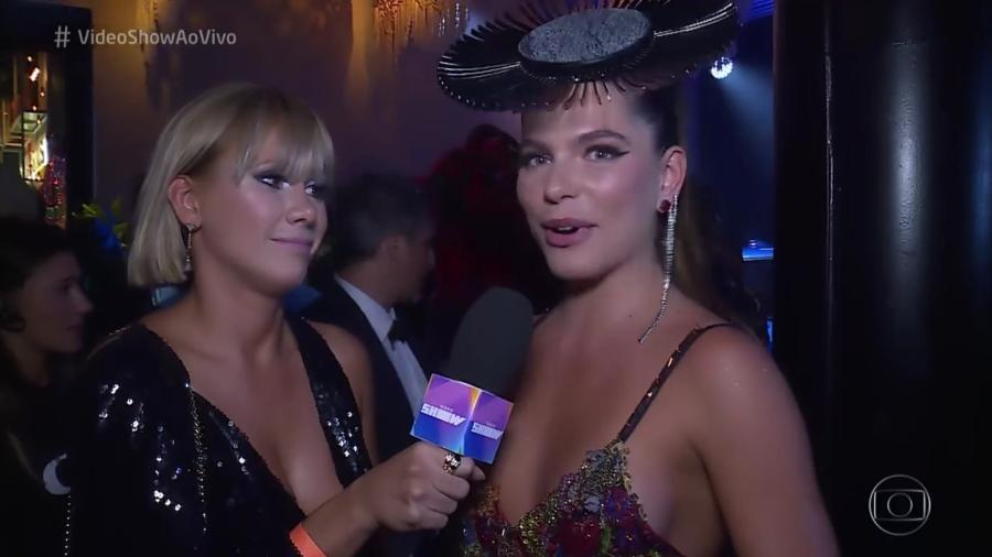 Mariana Goldfarb ignora pergunta de repórter do "Vídeo Show" sobre Cauã Reymond - Reprodução/TV Globo