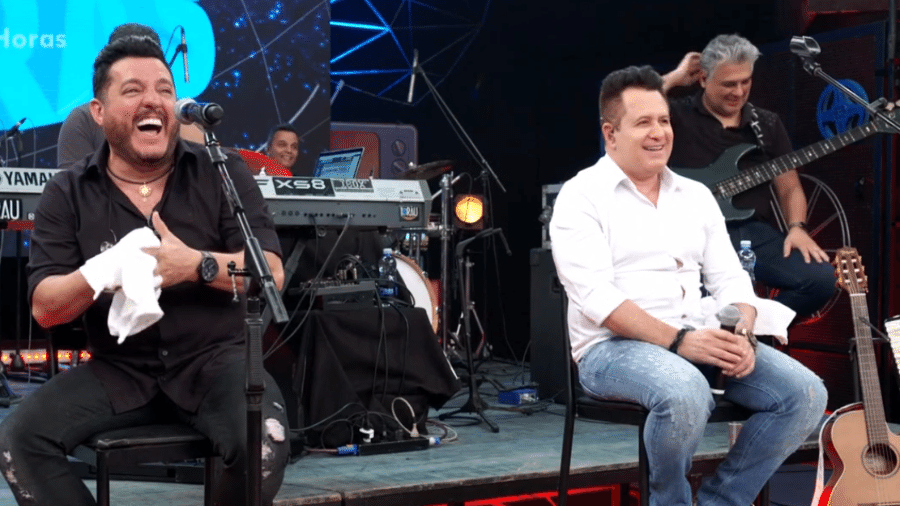 Bruno e Marrone se divertem com brincadeira de Nego do Borel - Reprodução/TV Globo