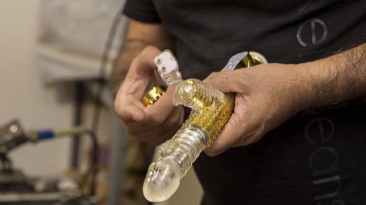 Vibrador "Rabbit" que Bartolomeu recebeu de uma cliente do Maranhão