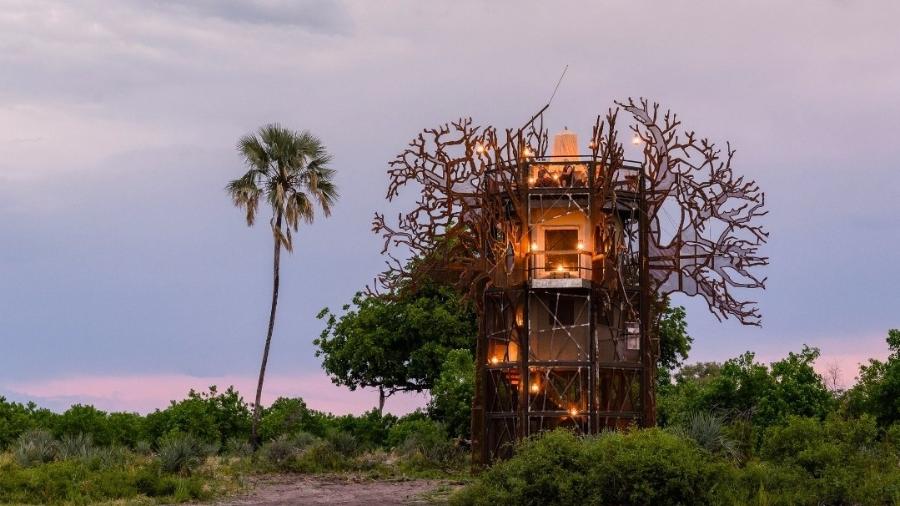 Vista do The Baobab Treehouse, casa na árvore do Xigera Safari Lodge, situado em Botsuana - Reprodução