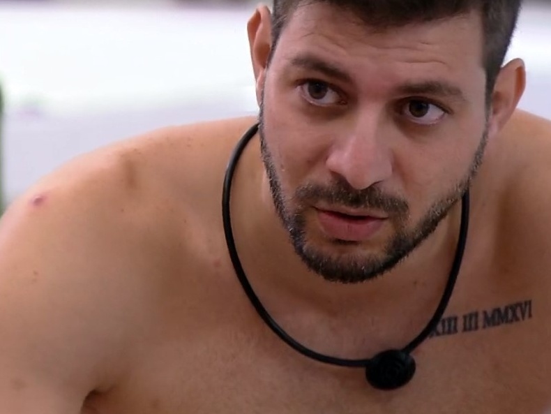 Desce: Caio não deixa mulher dançar forró: 'Como esfrega o bastião com respeito?'