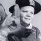 Lee Aaker em pôster da série "As Aventuras de Rin Tin Tin", exibida originalmente na década de 1950 - Reprodução