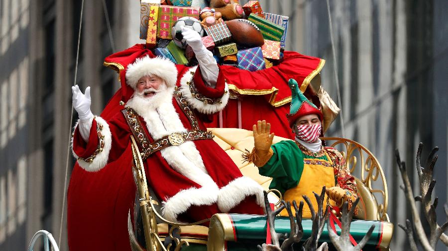 Papai Noel no famoso desfile da Macy's, evento que abre o Natal em Nova York