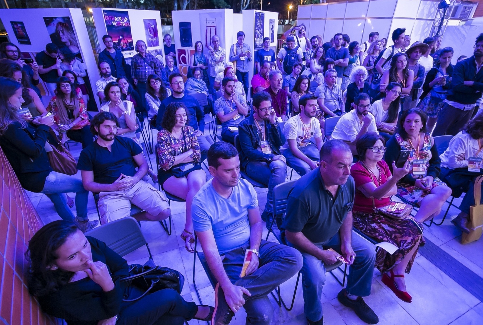 Jean Wyllys  participa de debate na mostra paralela "A Política no Mundo e o Mundo da Política", do 49º Festival de Brasília - Junior Aragão/Divulgação