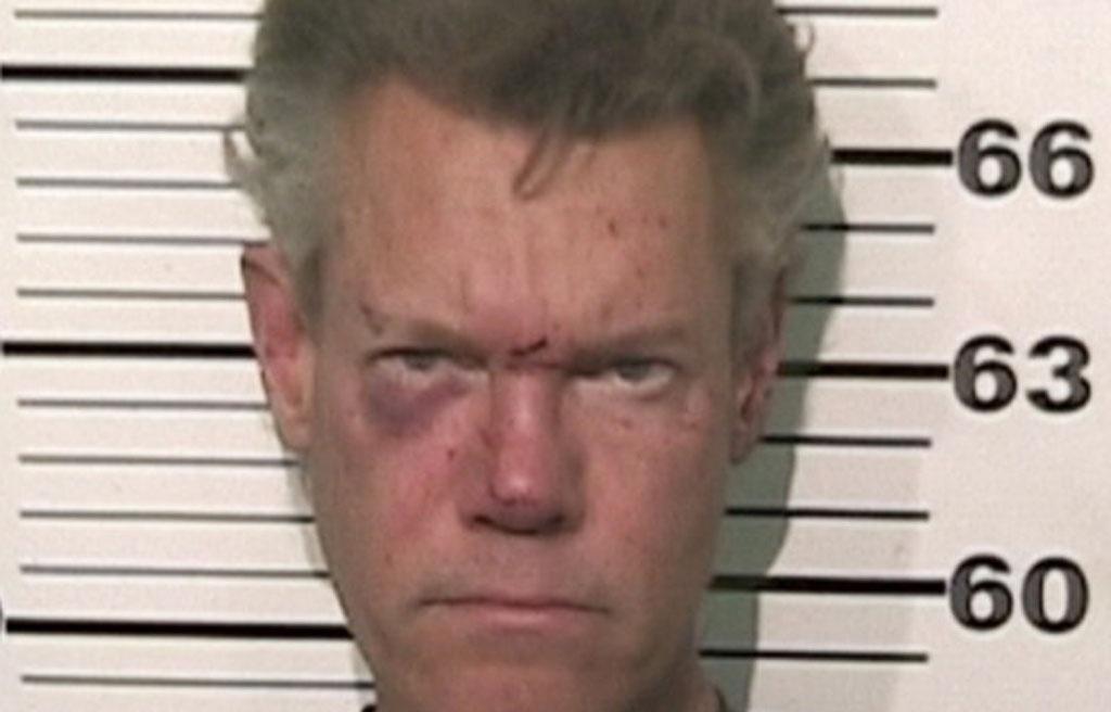 O cantor e ator Randy Travis foi preso em fevereiro de 2012 - Divulgação