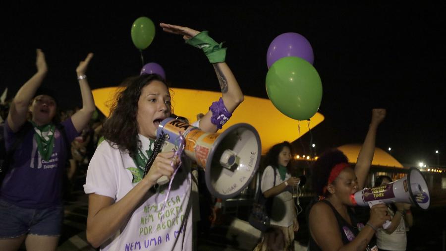 Mônica Benício, viúva de Marielle Franco, participa de ato em Brasília - Lucio Tavora/Uol