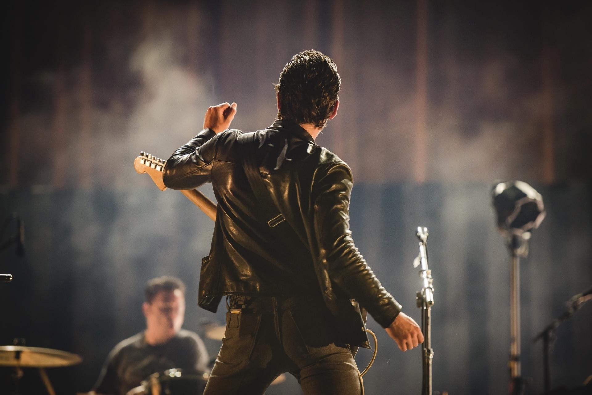 Arctic Monkeys, atração principal do Palco Budweiser, encerra a programação do primeiro dia do Lollapalooza Brasil 2019 - Camila Cara/Divulgação