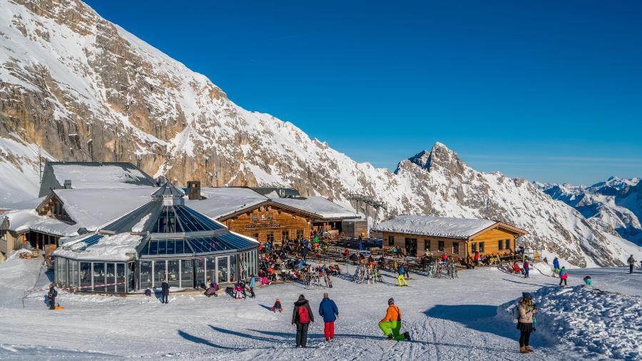 Resort de esqui Garmisch-Partenkirchen, na Alemanha - iStock
