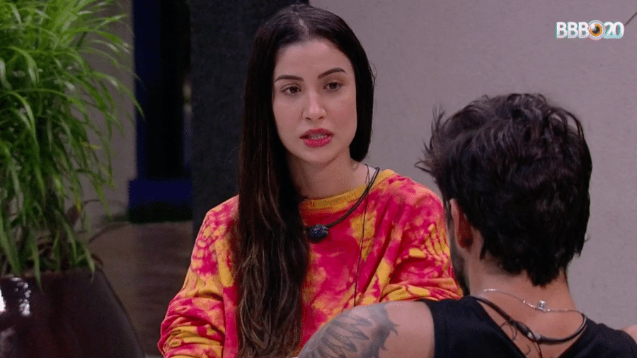Bianca conversa com Guilherme - Reprodução/GlobosatPlay
