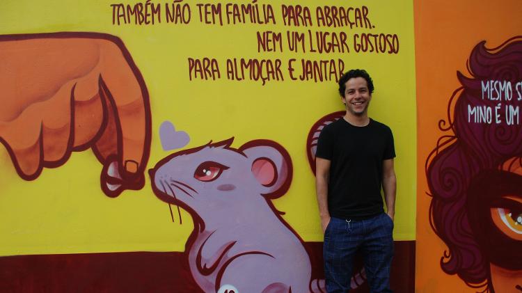 O escritor Hugo Barros, autor de "O Menino Invisível" - Divulgação - Divulgação