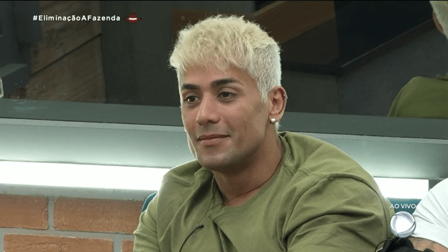 A Fazenda 2021: Tiago Piquilo lucrou valor da cirurgia no reality show - Reprodução/PlayPlus