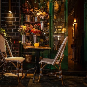 Flora Bar