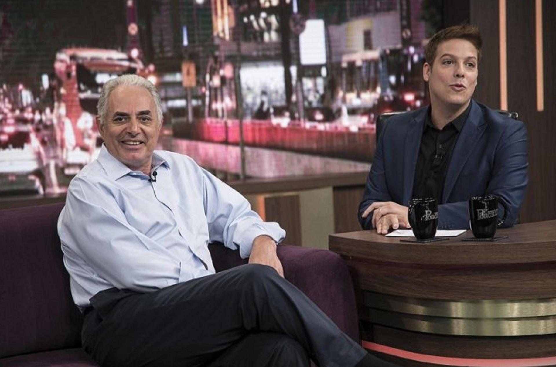 Waack concede entrevista ao "Programa do Porchat", na Record - Reprodução/TV Record