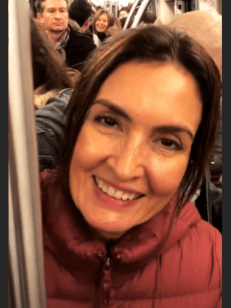 Fátima Bernardes pega metrô cheio em Paris, na França - Reprodução/Instagram