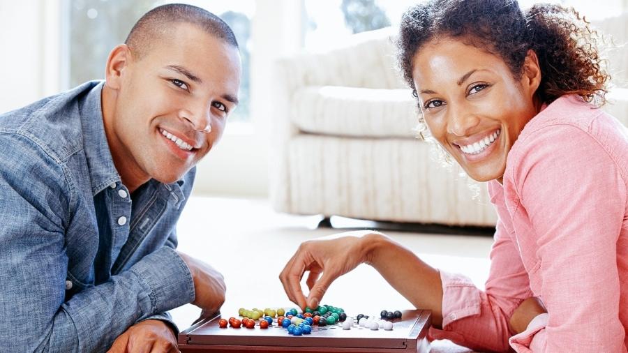 Te conheço?: como jogar o game que promete apimentar a relação do casal