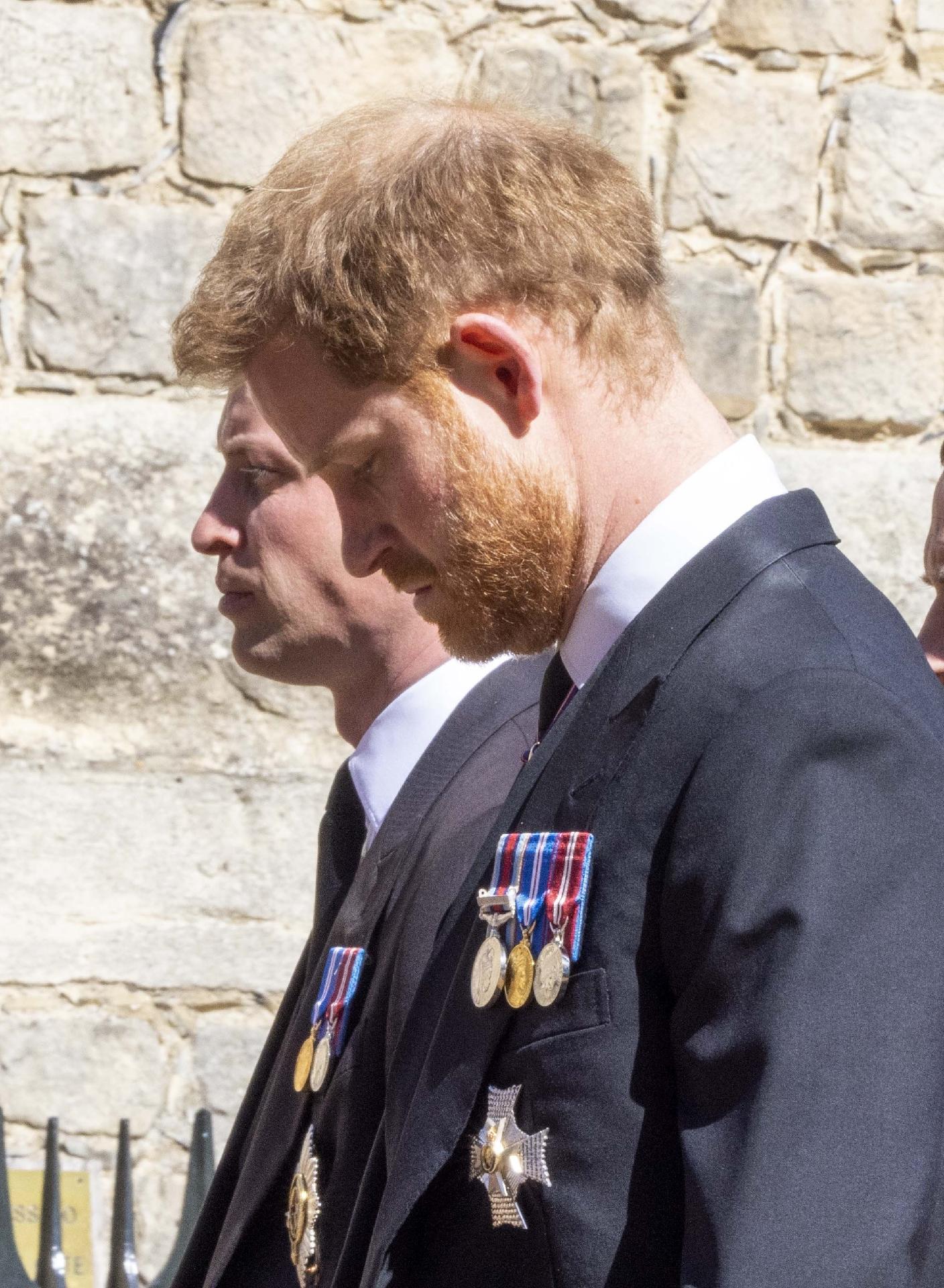 Os príncipes William e Harry durante o cortejo fúnebre de príncipe Philip - Ian Vogler-WPA Pool/Getty Images