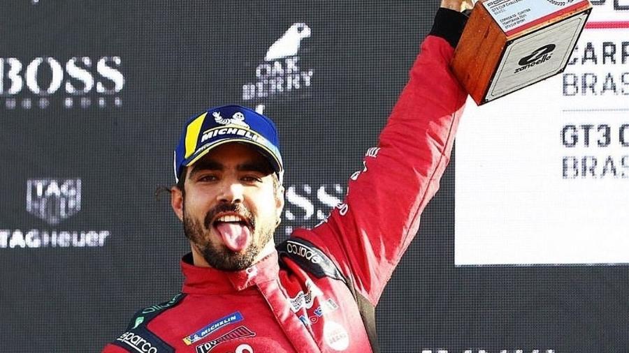 Caio Castro é piloto profissional na Porsche Cup - Instagram