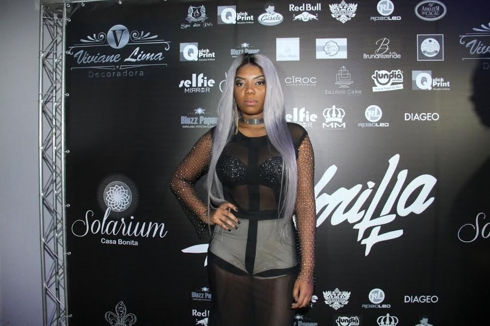 25.abr.2016 - Na noite desta segunda-feira, Ludmilla comemorou seu aniversário de 21 anos em uma casa de festas em Bangu, no Rio - Thyago Andrade /BrazilNews