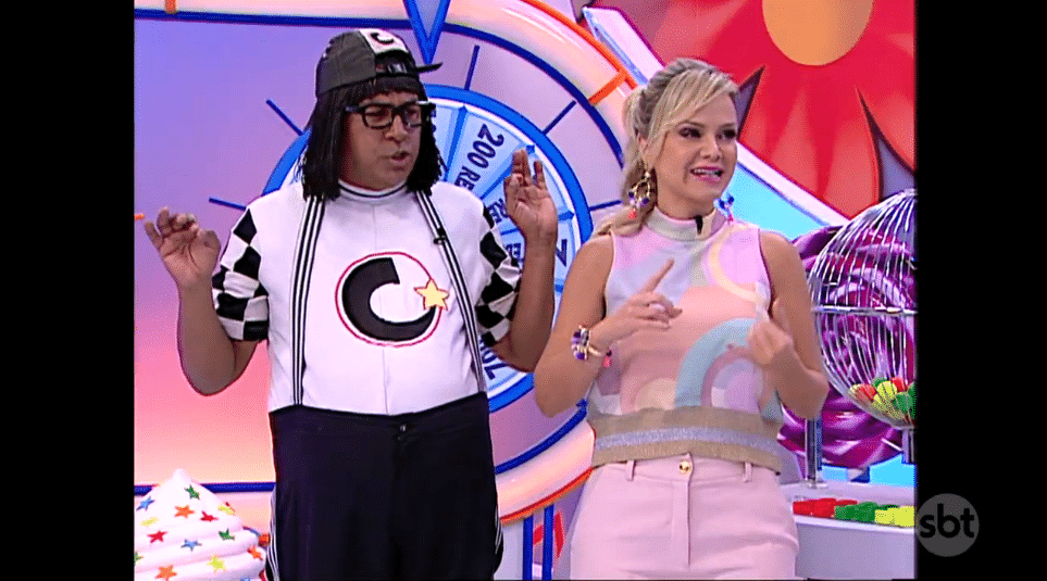 12.out.2016 - O SBT "ressuscitou" antigos apresentadores do "Bom Dia e Cia", como Jackeline Petkovic, Yudi Tamashiro, Priscilla Alcântara, Matheus Ueta, Ana Julia e Eliana, em especial do "Dia das Crianças", nesta quarta-feira (12) - Reprodução/SBT.com.br