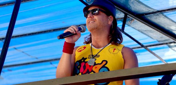 4.mar.2017 - O grupo Falamansa comanda o bloco Rindo à Toa em São Paulo - Edson Lopes Jr./UOL - Edson Lopes Jr./UOL