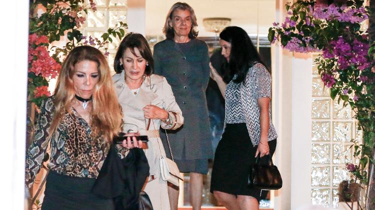 BRASILIA, DF, BRASIL, 03-10-2017, 20h00: A presidente do STF Ministra Carmen Lucia recebe a procuradora geral da rep?blica, Raquel Dodge, a presidente do STJ ministra Laurita Vaz, a ministra chefe da AGU Grace MendonÁa, dentre outras mulheres com cargos de import?ncia na poÌtica e no judi·rio para um jantar em sua residÍncia. (Foto: Pedro Ladeira/Folhapress, PODER) - Pedro Ladeira/ Folhapress - Pedro Ladeira/ Folhapress