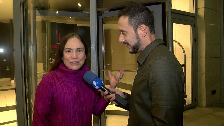 Regina Duarte em entrevista ao TV Fama - Divulgação/RedeTV!