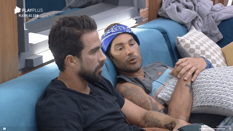 A Fazenda 2021: Erasmo e Victor comentam comportamento de Aline - Reprodução/Playplus - Reprodução/Playplus