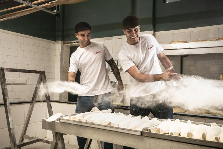 Guilherme e Gabriel Carillo herdaram a paixão da família pelos pães italianos - Keiny Andrade/ysoke - Keiny Andrade/UOL