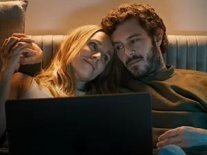 Hit da Netflix, 'Ninguém Quer' parece trama ruim de novela das sete