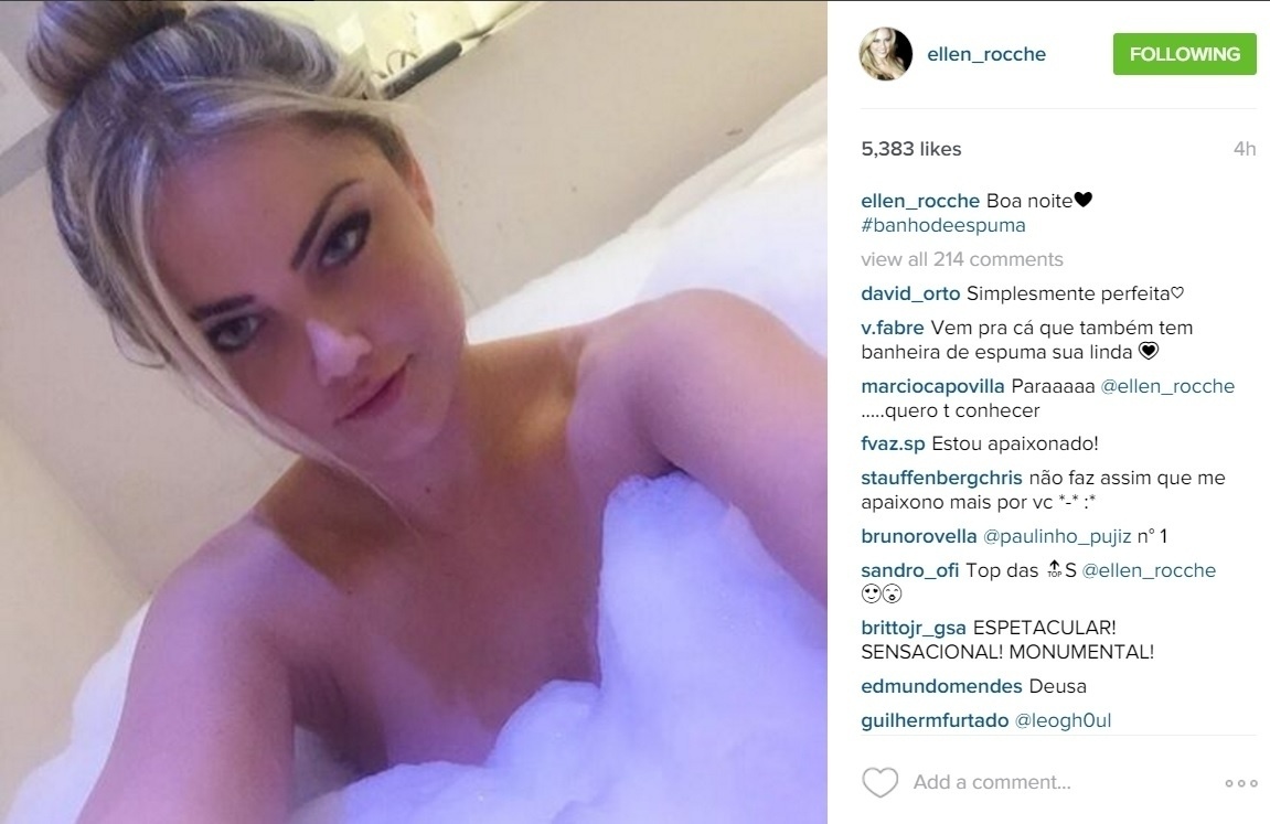 2.fev.2016 - Parece que Ellen Rocche continua em forma. Na noite desta terça-feira, a modelo e atriz  postou uma foto no Instagram em que aparece tomando banho em uma banheira cheia de espuma. "Boa noite", escreveu na legenda da imagem - Reprodução /Instagram /ellen_rocche