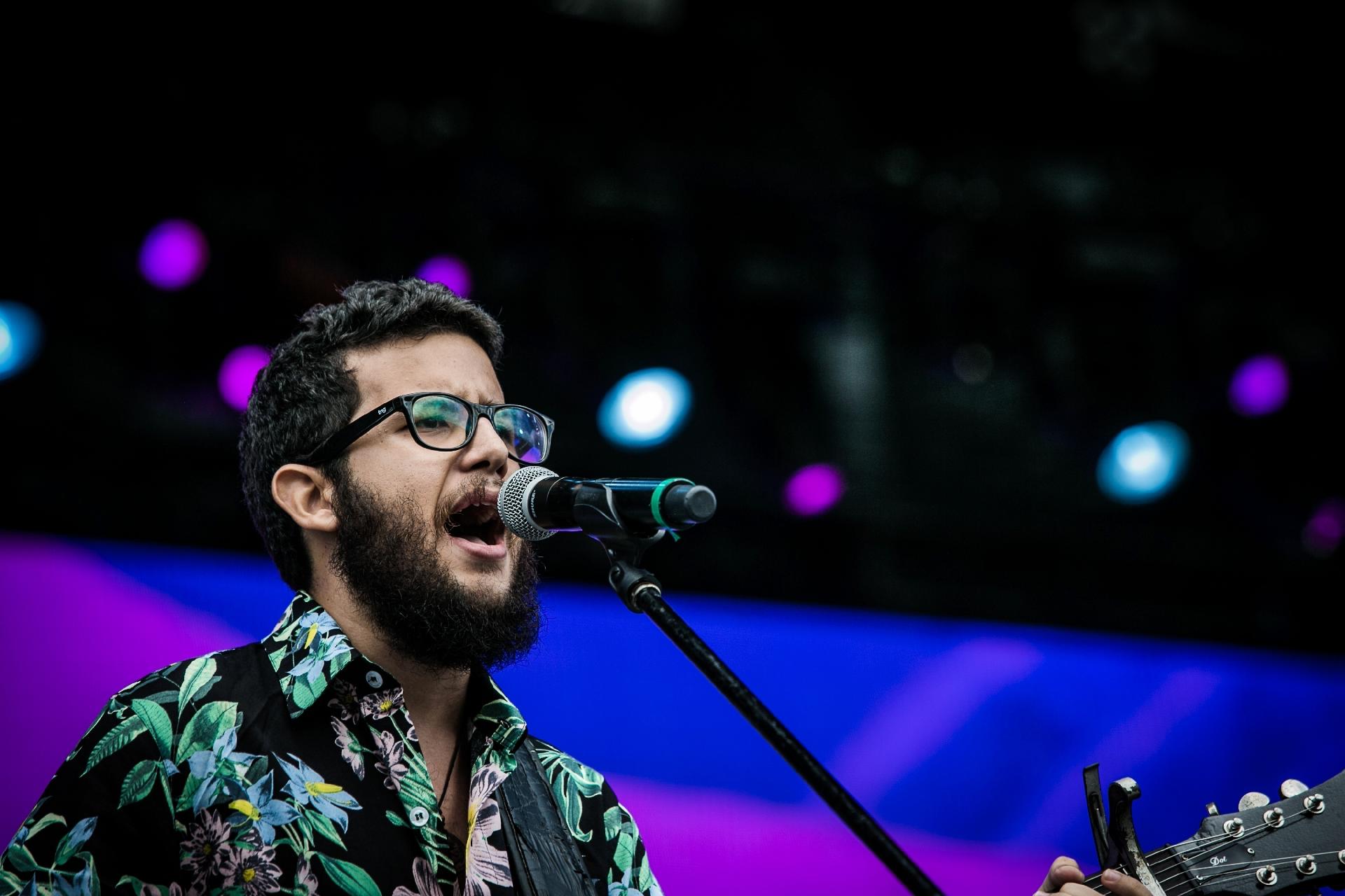 Grupo The Outs se apresenta no primeiro dia de Lollapalooza, no Autódromo de Interlagos, em São Paulo - Bruno Santos/UOL