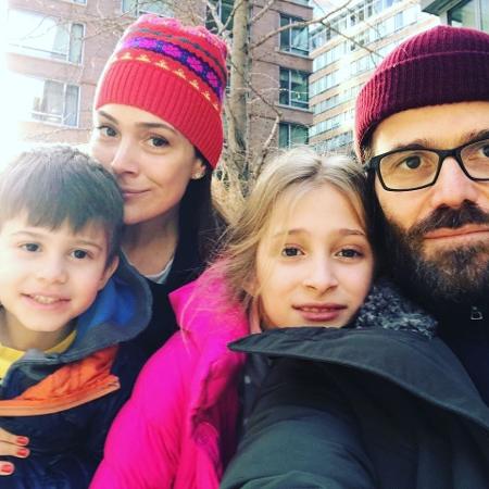Gabriela Duarte com o marido e os filhos Manuela e Frederico em Nova York - Reprodução/Instagram - Reprodução/Instagram