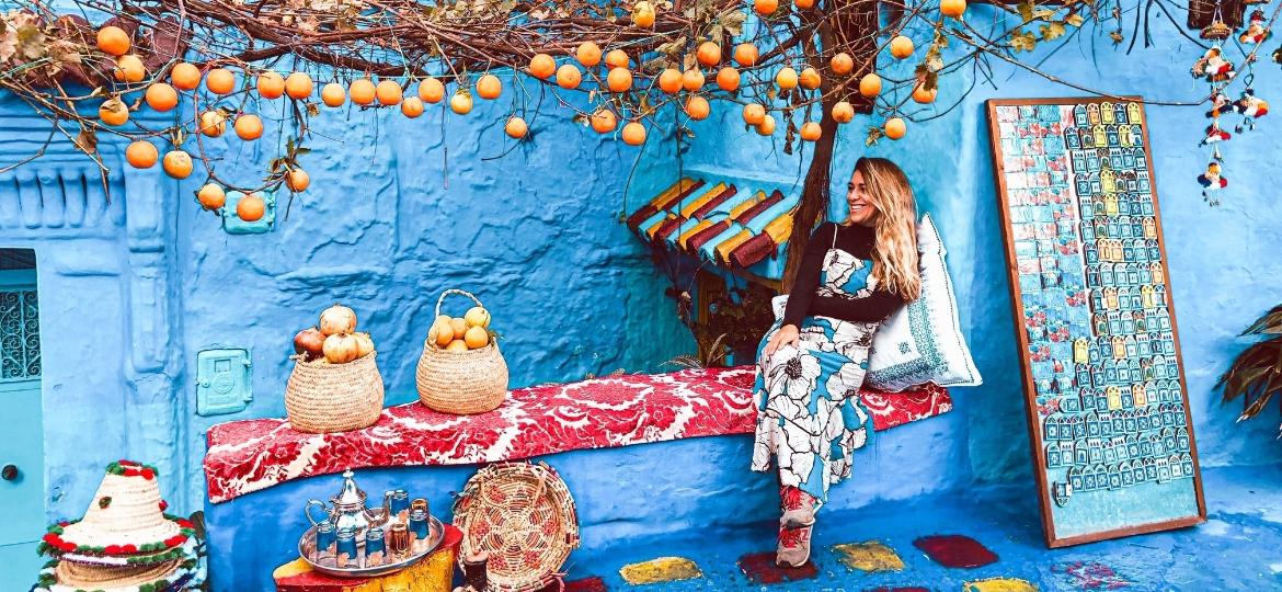 Maria Garcia largou o conforto da vida com rotina no Brasil pelas viagens. Nesta foto ela curte as belezas de Marrocos - Arquivo pessoal